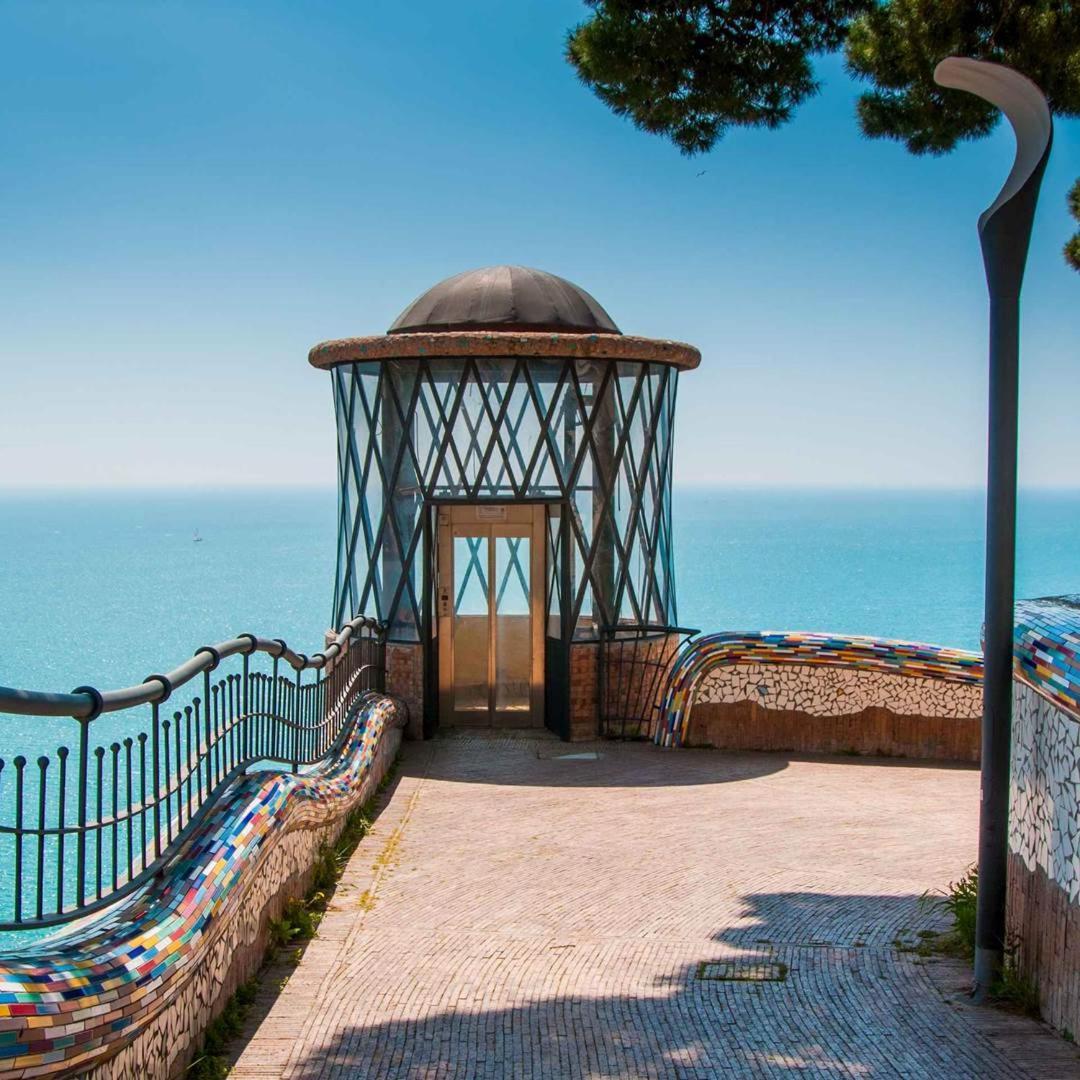 Apartament Dimora Del Corso Salerno Zewnętrze zdjęcie