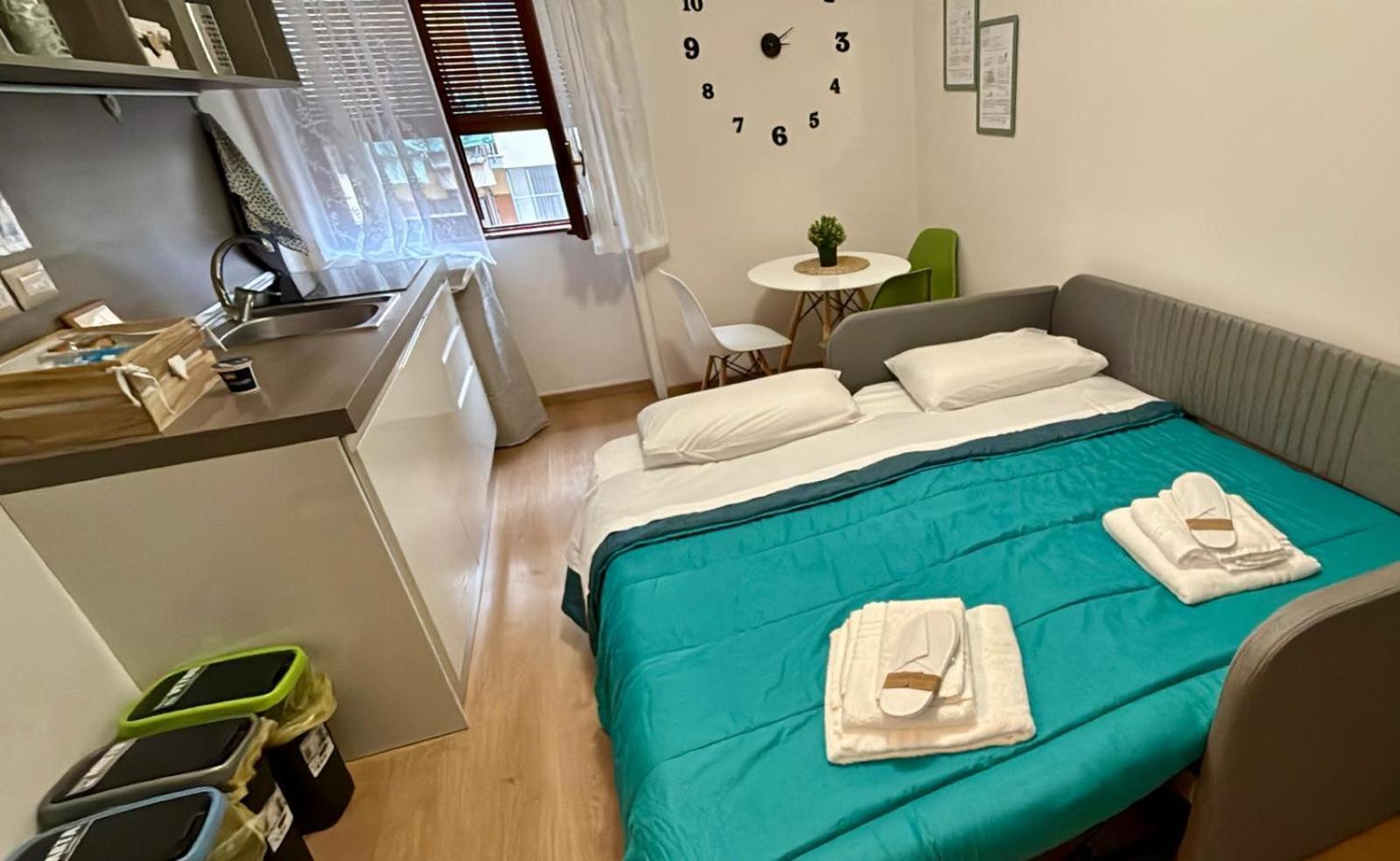 Apartament Dimora Del Corso Salerno Zewnętrze zdjęcie