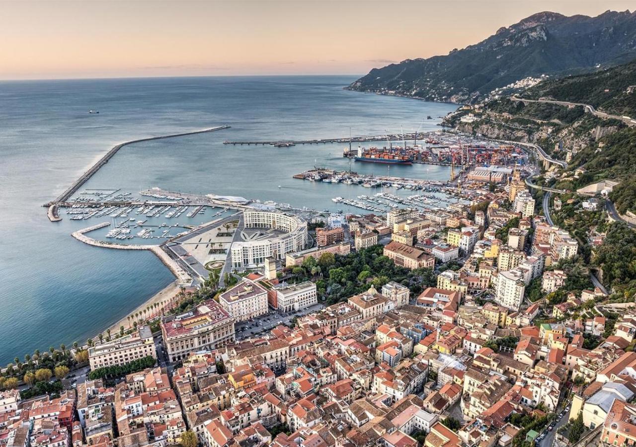Apartament Dimora Del Corso Salerno Zewnętrze zdjęcie